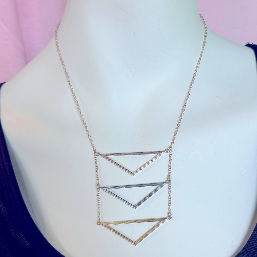 Silver tone Triangle Pendant Necklace, NWT